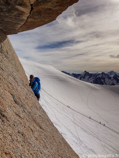 Anna in the first pitch Aiguille du Midi (© P. Gatta)