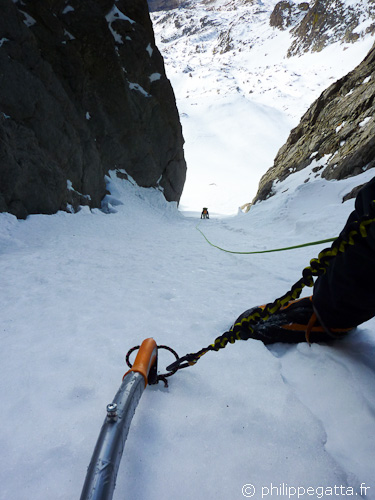 First part of the West Couloir of Gelas (© Philippe Gatta)
