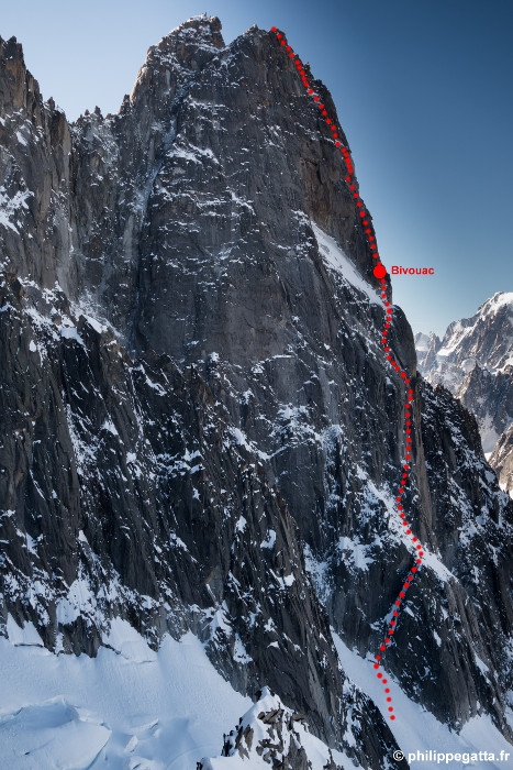 Allain-Leininger route in the North face of Petit Dru (© P. Gatta)