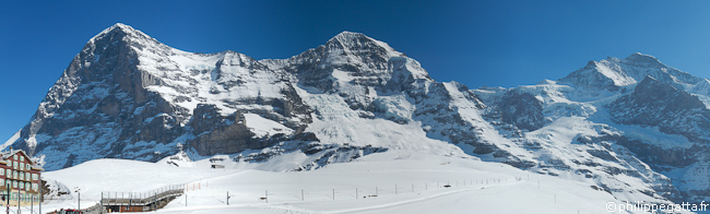 Eiger (3970m), Mönch (4099m) and Jungfrau (4158m) seen from the Kleine Scheidegg station (© Philippe Gatta)