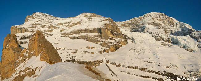 Eiger (3970m) and Mönch (4099m) (© Philippe Gatta)