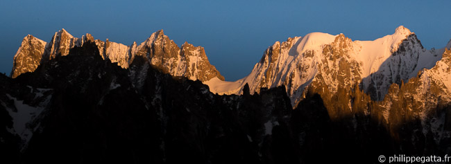 Great sunset on the Jorasses and Rochefort (© P. Gatta)