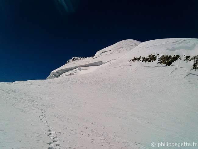 Mont Blanc seen from Brenva Col (© P. Gatta)