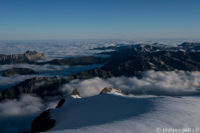 Above the clouds, Aiguille du Midi (© P. Gatta)