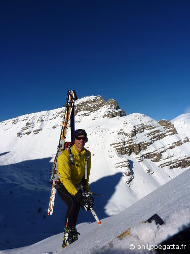 On the top of Northeast Couloir of Bec du Chateau