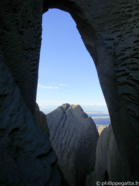 Gobi March: Shipton's Arch (© P. Gatta)