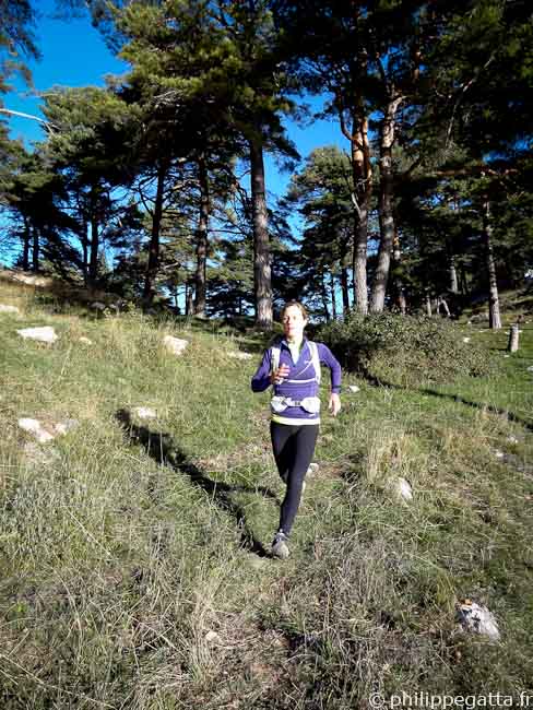 Anna at Col du Berceau (© Philippe Gatta)