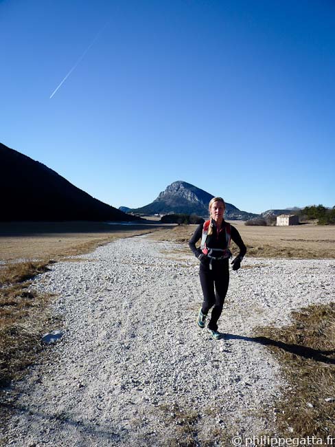 Anna close to Andon (© Philippe Gatta)