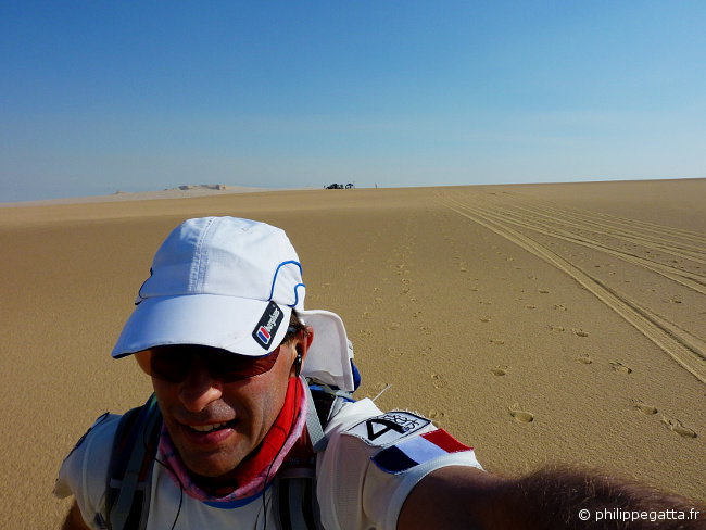 Sahara Race: stage 2 (© Philippe Gatta)
